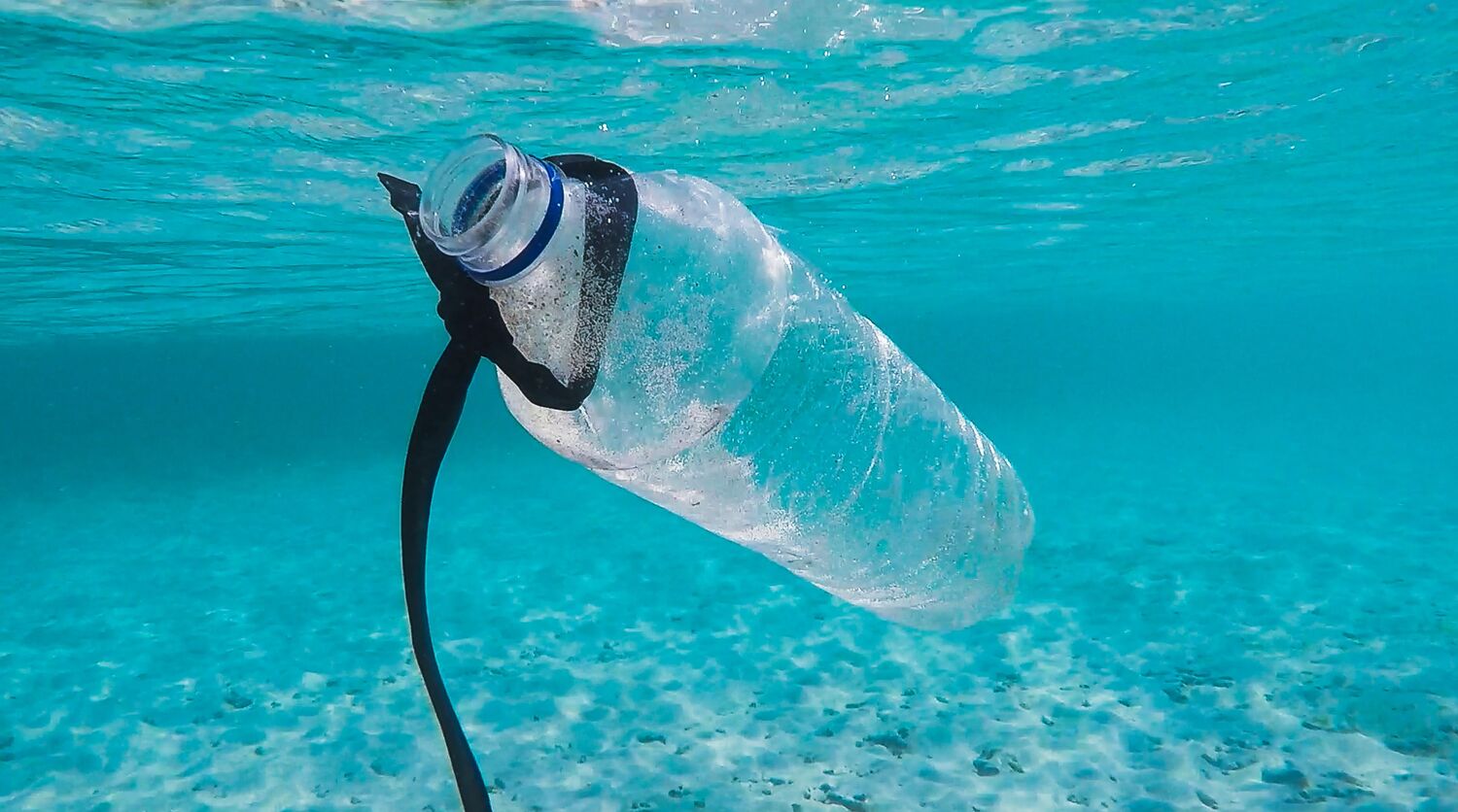 plástico en el mar