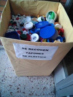 RECOGER TAPONES - RVRB