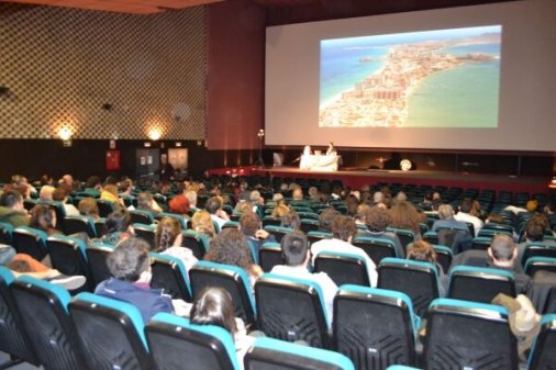 Proyección y concienciación acerca del blanqueamiento del Coral por el Cambio Climático