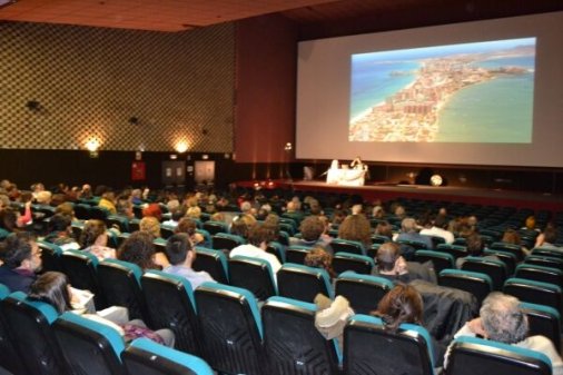 Proyección y concienciación acerca del blanqueamiento del Coral por el Cambio Climático