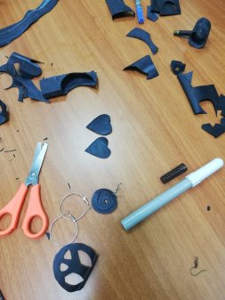 TALLERES ECOCREATIVOS DE CUERO VEGANO
