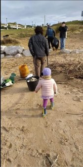 RECOGIDA DE RESIDUOS EN LAS PLAYAS DE MIENGO