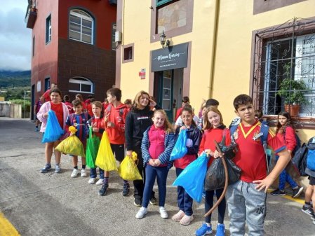 Cuidamos del entorno en el CEIP Miranda