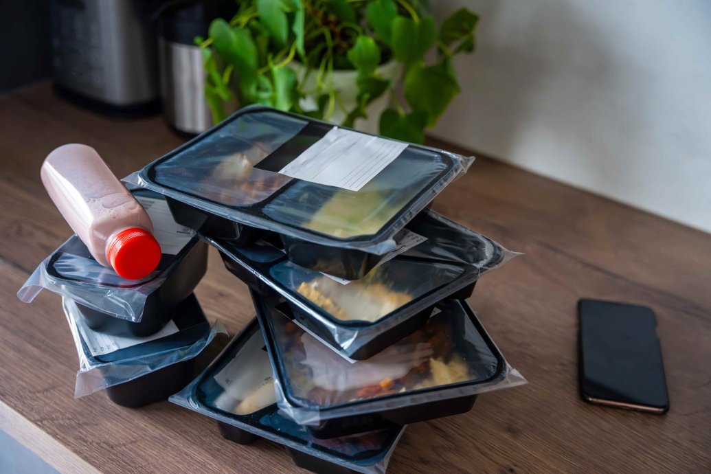 El peligro invisible: cómo los microplásticos llegan de la naturaleza a nuestra salud