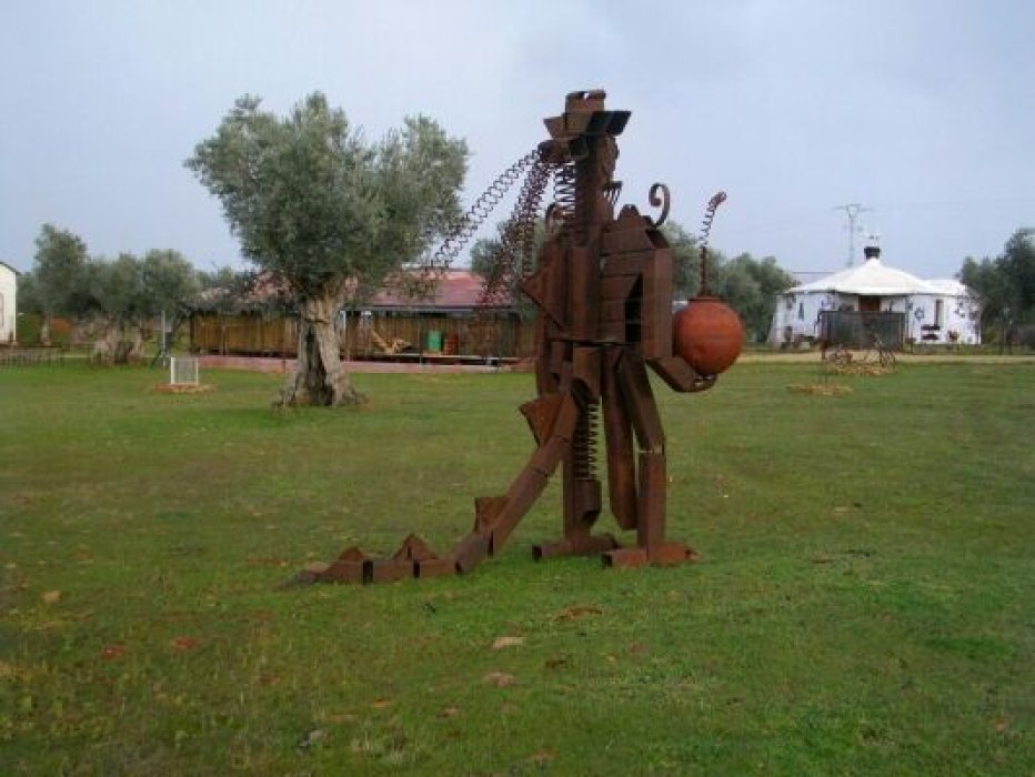 Parque de esculturas Bravo por el Reciclaje