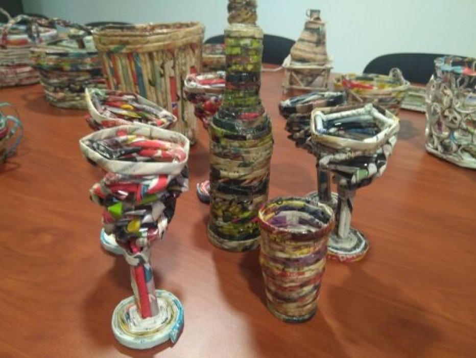 Exposición Maquetas de papel reutilizado.