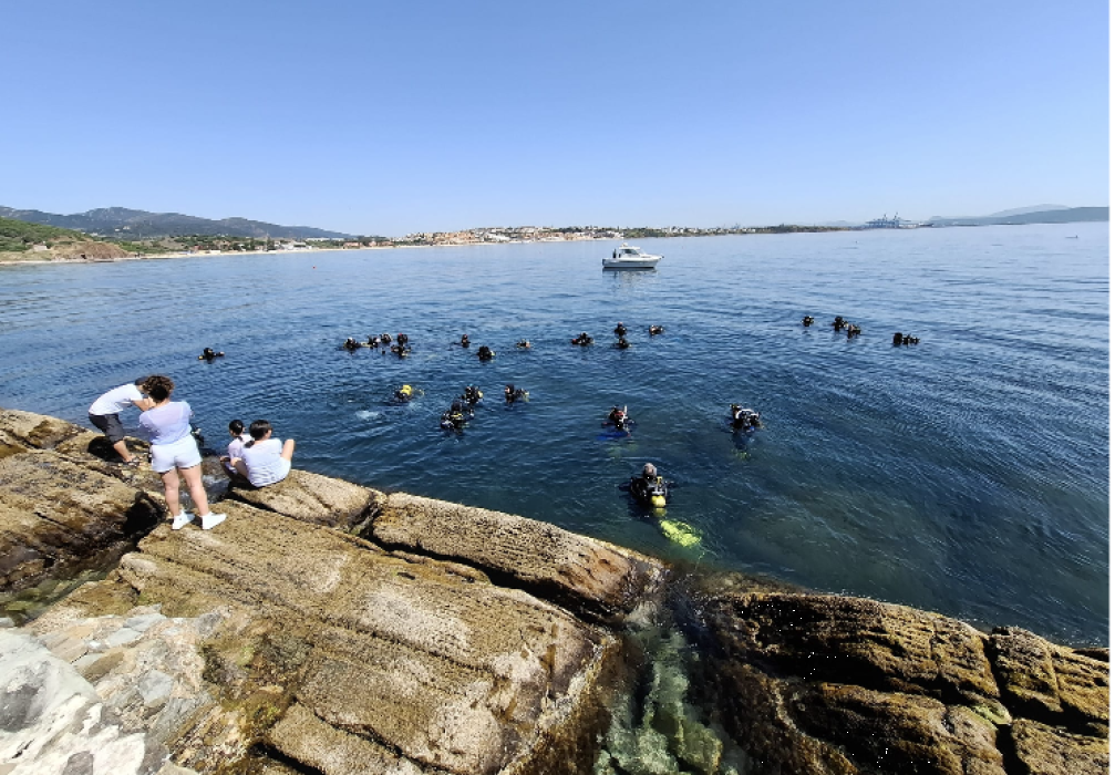 Explorando el Mar, Conservando la Vida - Reciclaje Club de buceo CIES Algeciras