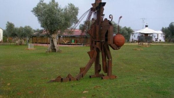 Parque de esculturas Bravo por el Reciclaje
