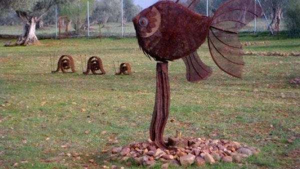 Parque de esculturas Bravo por el Reciclaje