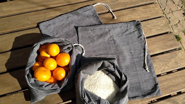 TELEIA: bolsas para la compra hechas con ropa reciclada